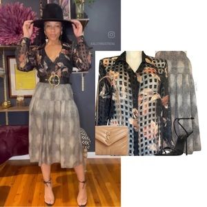 NWT VINTAGE STATEMENT SKIRT